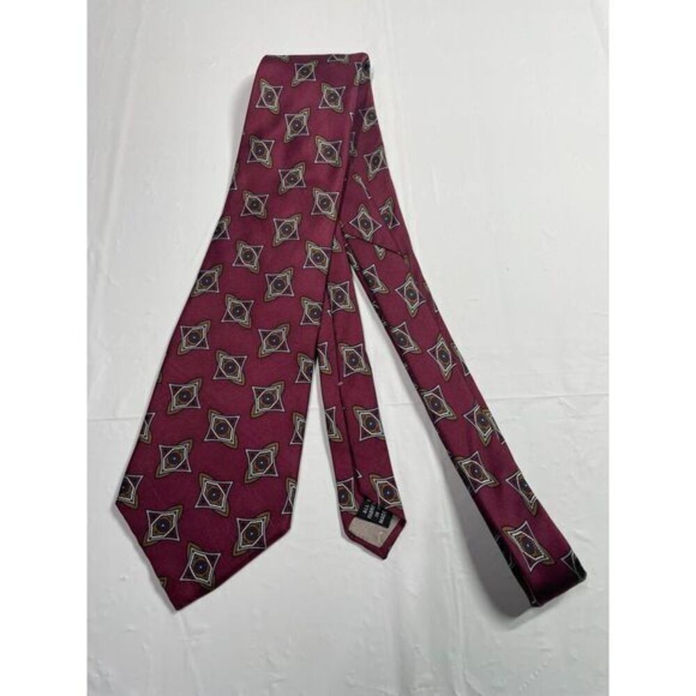 Christian Dior Burgundy Silk Tie with Geometric Eye Pattern‎ Men's Accessory